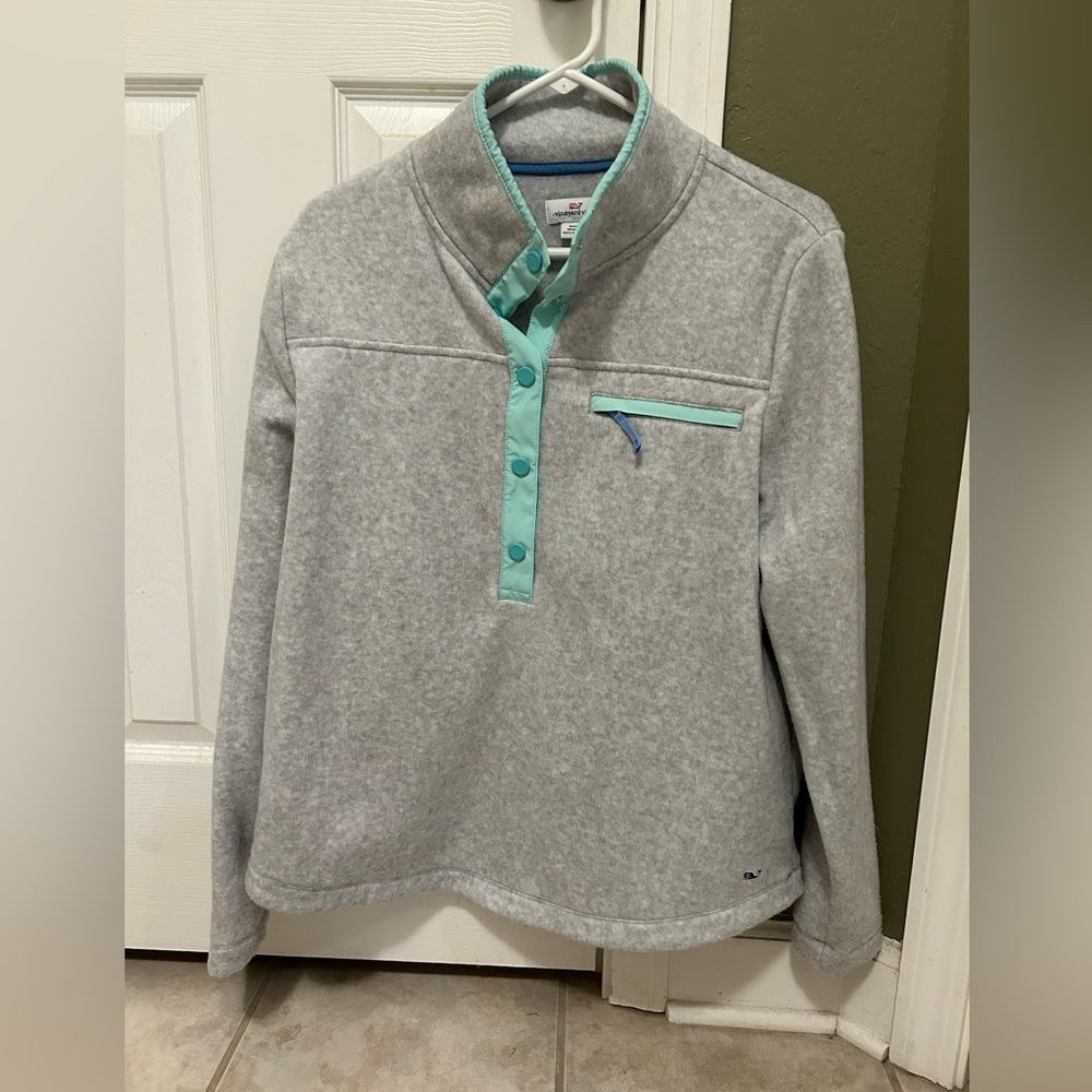 Vineyard Vines pullover